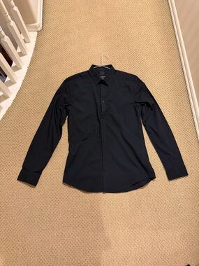 H&M Slim Fit Easy Iron Black Button Up Formal Work Dress Shirt (Men’s Medium)